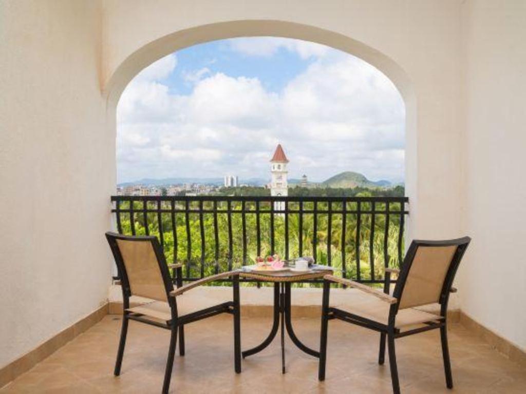 Country Garden Phoenix Hotel Maoming Екстериор снимка