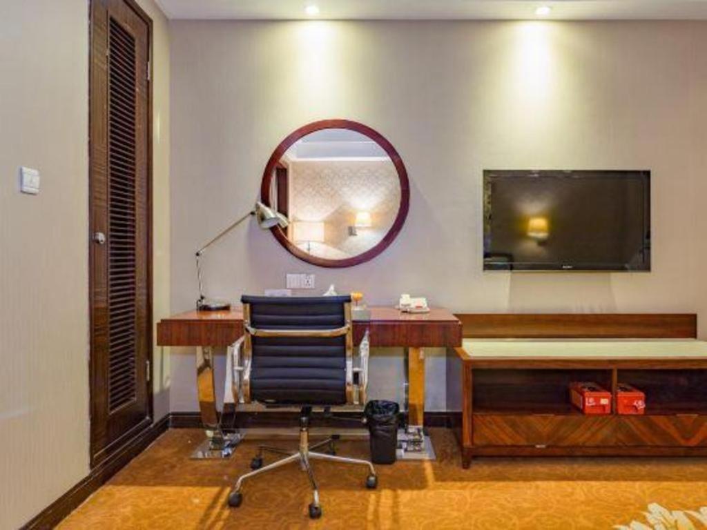 Country Garden Phoenix Hotel Maoming Екстериор снимка